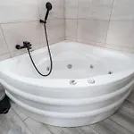 Garden - 22 Guests - 2 Pools فيلة