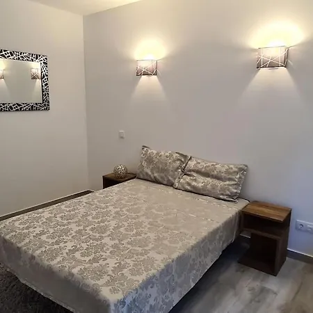 Garden - 22 Guests - 2 Pools * Албуфейра