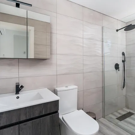 Villa Garden - 22 Guests - 2 Pools *