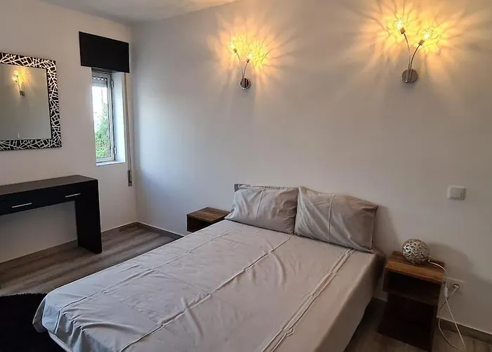 Garden - 22 Guests - 2 Pools 阿尔布费拉