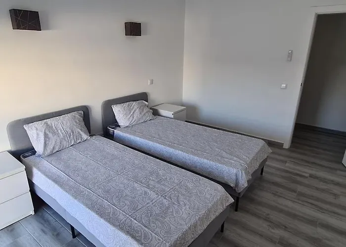 Garden - 22 Guests - 2 Pools 阿尔布费拉