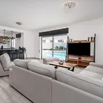 Garden - 22 Guests - 2 Pools 빌라 알부페이라