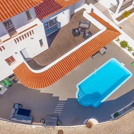 Garden - 22 Guests - 2 Pools * 알부페이라